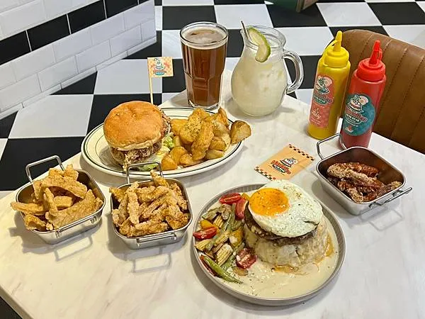 +（高雄漢堡）好哇好哇美式餐館～純正夏威夷漢堡飯、酥脆卡滋經