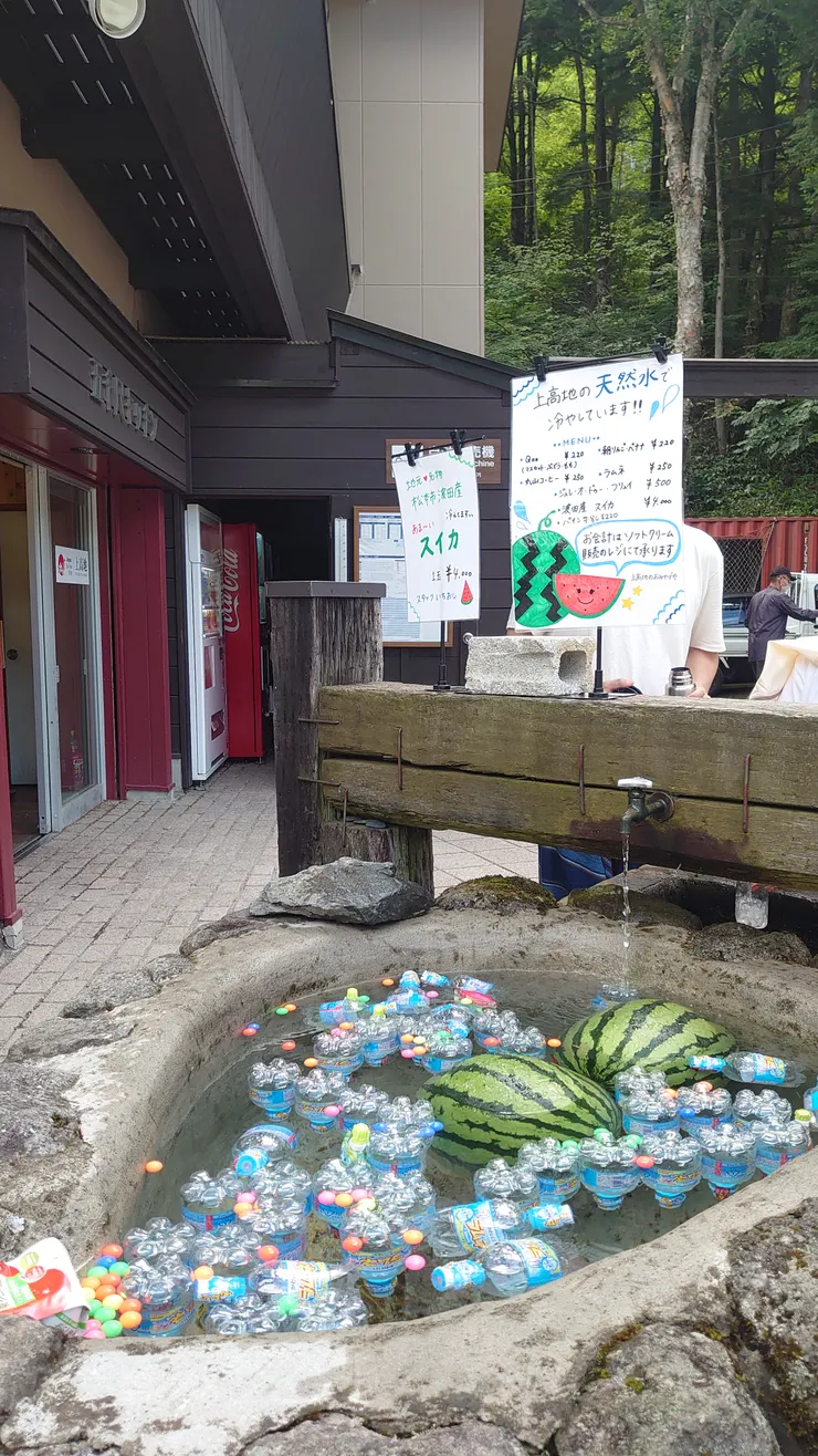 有屋台的感覺。　撈金魚呢？