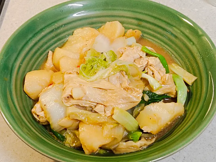 馬鈴薯燉大白菜 梵靈乾坤工作室提供