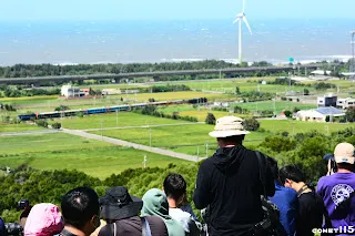 小小山頭上也是大拜拜