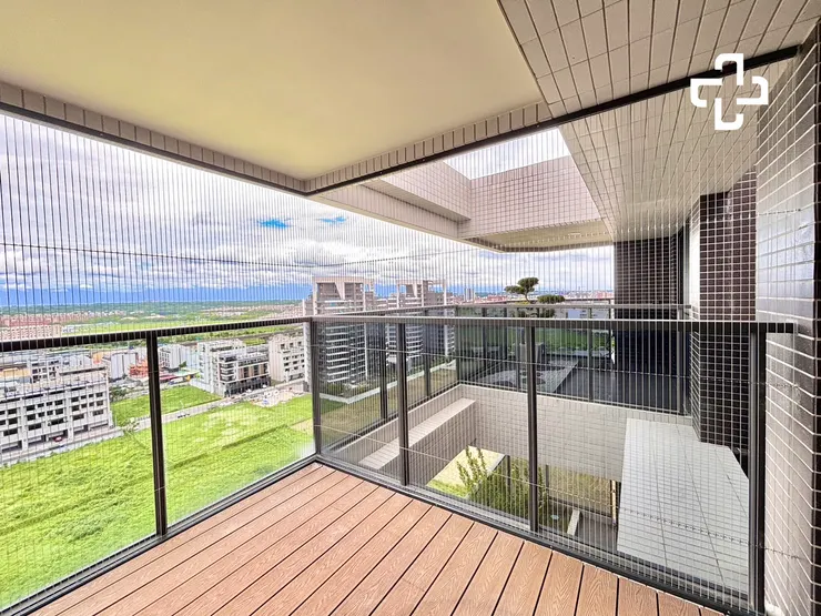 大陽台安裝隱形鐵窗很安心