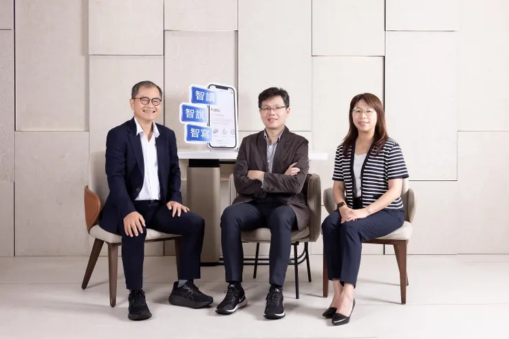 左起_永豐銀行資訊、數位及作業督導 張升寶、永豐金控數位科技長 張天豪、永豐銀行綜合企劃處處長 王筱嵐。(圖／永豐銀行提供)