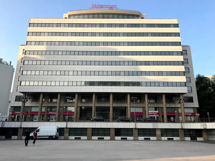 位於波爾圖的總部大樓