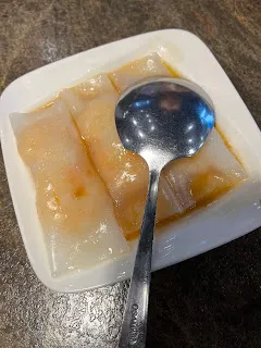 既然自己就是神,神的主要任務之一,不就是給予祝福嗎?自然也可以對各種高維度生物或靈魂能量予以祝福。所謂線性時間的未來會是如何呢?不會是搭載肉體感官的自己所能知道的,而自己能做的就是不斷的祝福與感恩,從改變自己做起。