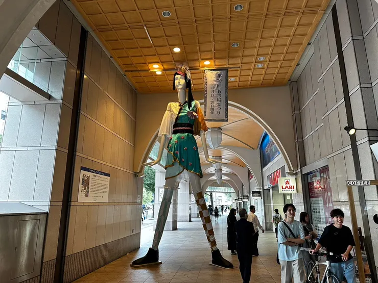 巨大娜娜醬人形