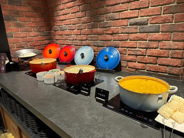 村民食堂廚窗港點_粥品區