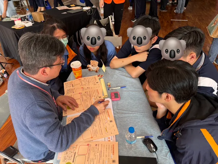 這張被封為孩子王...哈哈！