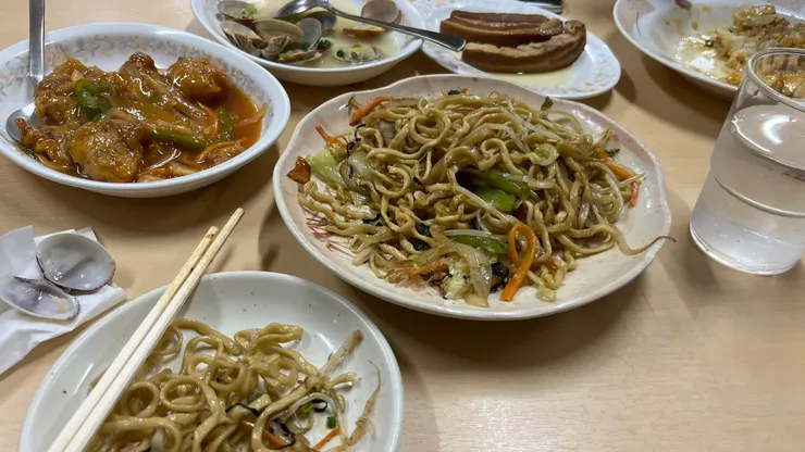 第一牧志公設市場內-道頓堀，瞬間被阿古豬征服