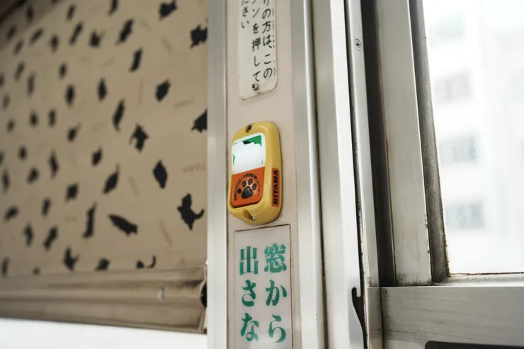 下車鈴的按鈕是貓掌！