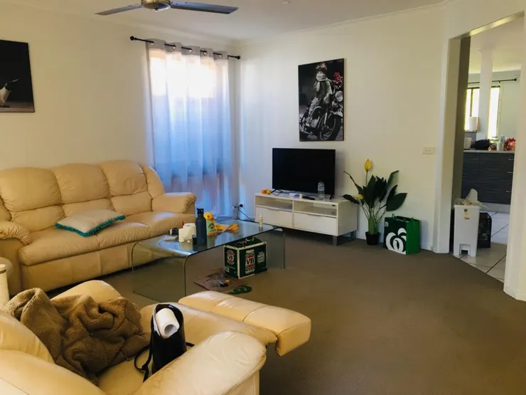 公共區域很大 房間很小