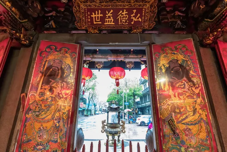 莊嚴肅穆的門神（圖片截圖於網路）