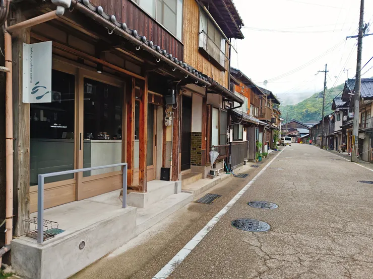 清晨的伊根老街道