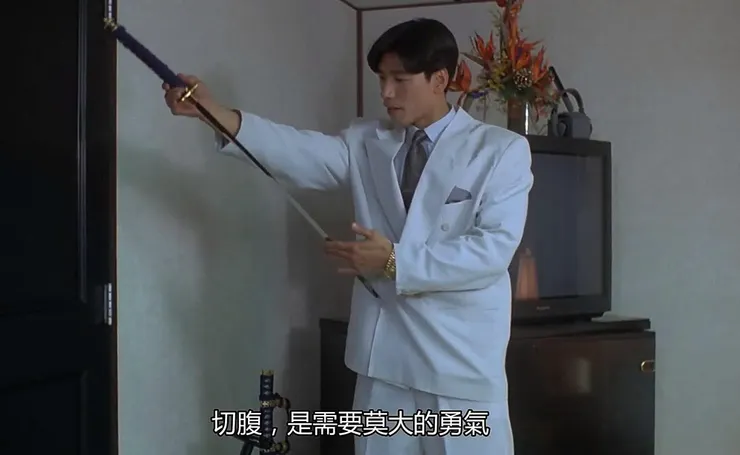 說真的要把針戳進去自己肚皮,真的需要莫大的勇氣(腦海中浮現這句話的時候,莫名想到電影情聖這一幕)。