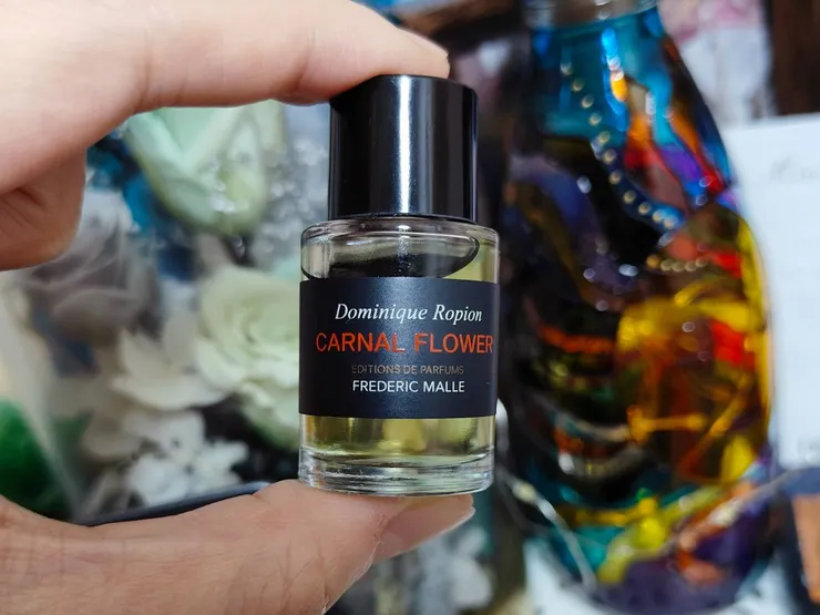 7ml 裝的香水瓶很可愛