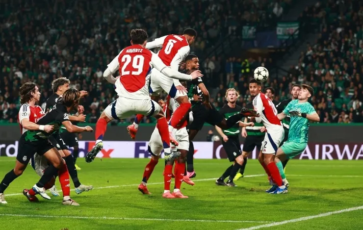 加比爾頭槌破網助阿仙奴領先3:0