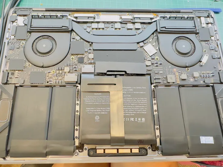 Mac A1989 電池更換完成