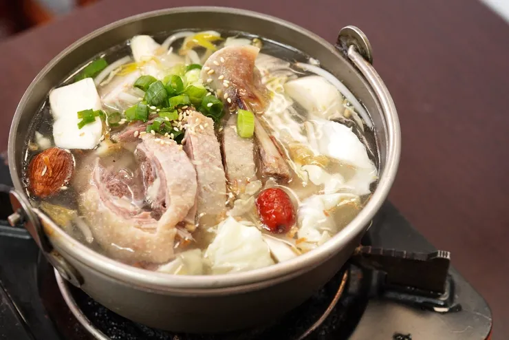 台南東區美食誰最辣?個人海陸四川麻辣鍋席捲台南美食│仙香成都