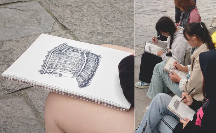 在古鎮的銀杏廣場，巧遇寫生的大學生們