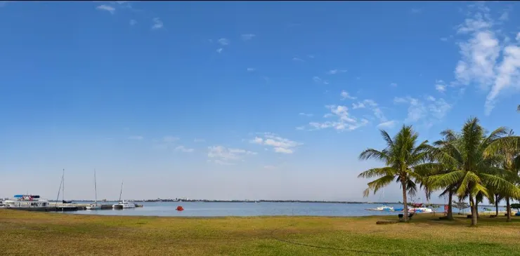 屏東枋寮的海邊（非詩中場景），Lyra攝影