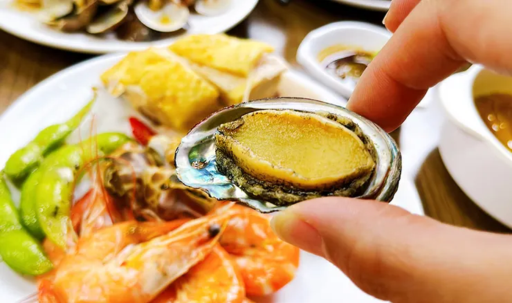 桃園吃到飽推薦│饗厚牛排桃園店:百元預算爽吃百道料理自助吧!