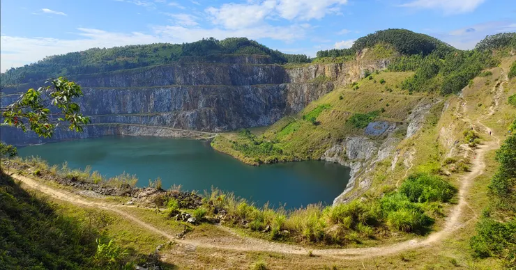 廣州市黃埔區  石牙頂天坑