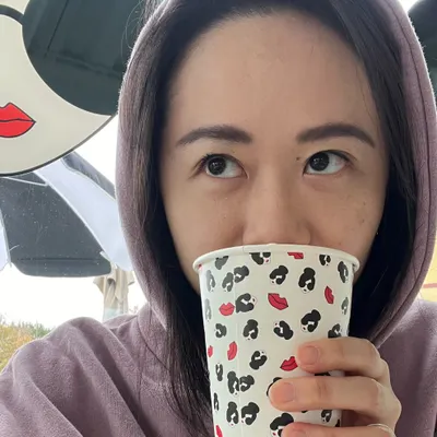 假網紅安琪拉的字在說話的沙龍