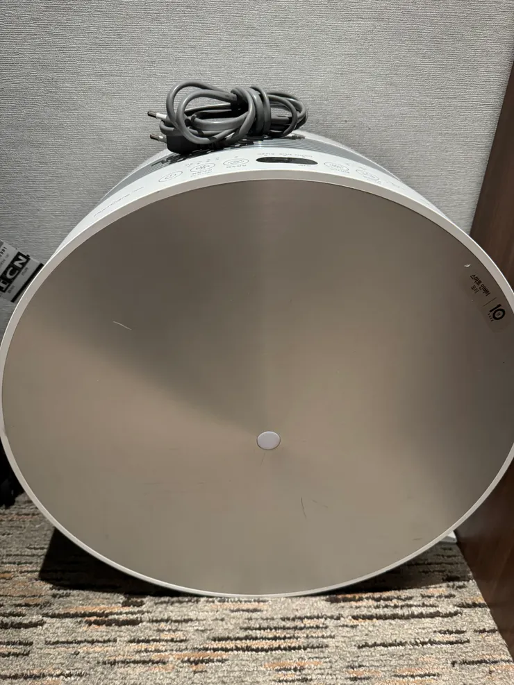 圓形的LG空氣清淨機