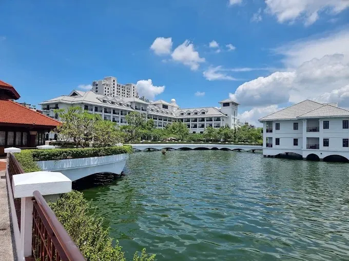 InterContinental Hanoi Westlake
