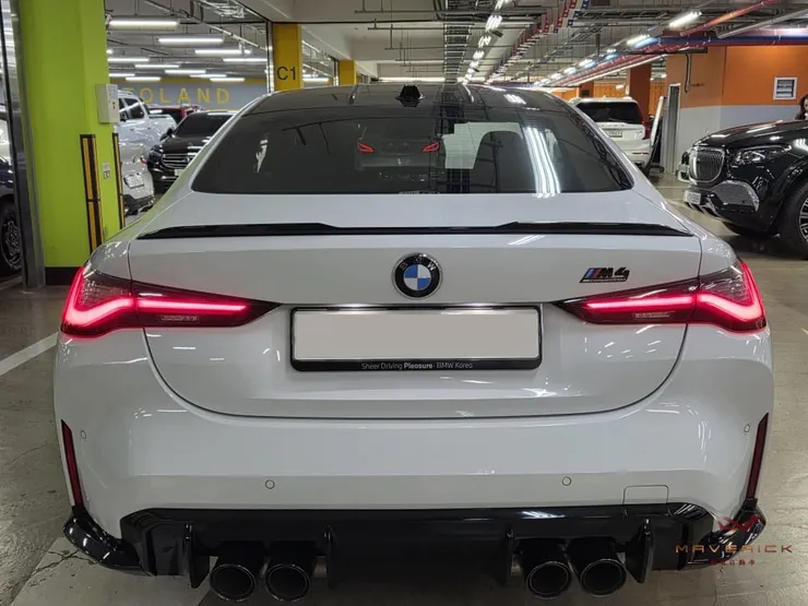 桃園車主實際案例分享，2024 BMW M4 Competition (G82) 外匯車代購全紀錄，從年初尋車、比較多家業者，到最終成功購入。解析外匯車市場流程與選車關鍵，提供想入手性能車買家的實用參考。