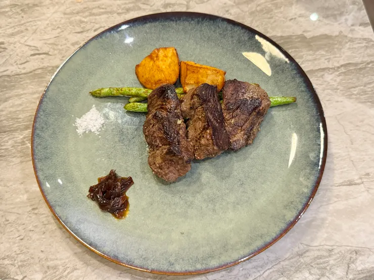 紐西蘭菲力牛排(7分熟)   980元