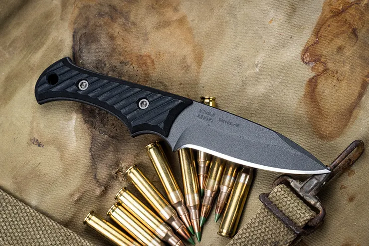 血鯊與RMJ聯名款的套裝刀款，柄材是G10全刀根款式。