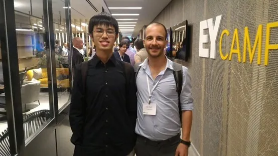 與SuperMeat的CEO Ido合影