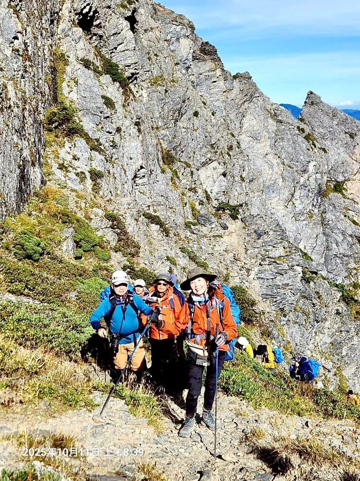 登頂前的表情─如釋重負！