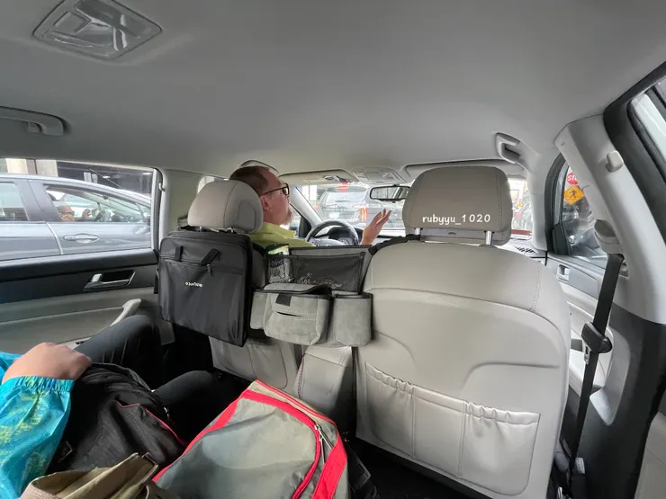 一路上司機Nawel都在跟我們聊天～