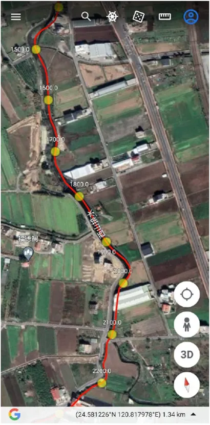 圖2 地理資訊系統產生的疏濬清淤範圍及累進距離圖層可轉換為kmz檔，提供現場施工人員使用行動電話安裝Google Earth應用程式，以便於瀏覽查閱衛星影像地圖。