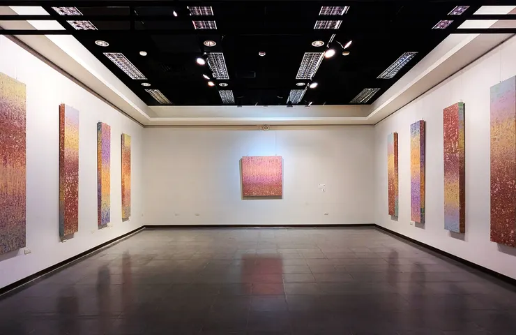 積吶虹光，〈秋冬之季-秋日的沉思和冬日的平和〉，壓克力顏料、紙。