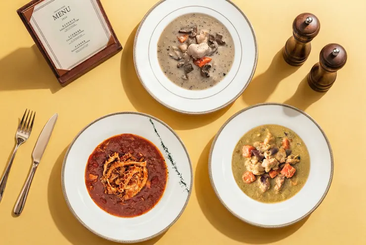 【新聞圖說一】「泰式綠咖哩雞」、「義式香料燉牛肚」、「法式松露奶油燉雞」，三款異國風味料理一次到位，協助業者快速延伸菜單，兼顧效率與品質