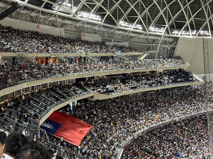 圖片來源:11/16中日大戰/自己攝影