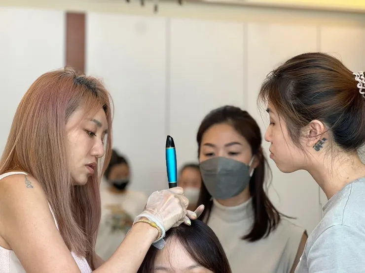 台南美容課程【柔星國際美容教育】毛母開通外泌體御髮教學│養髮