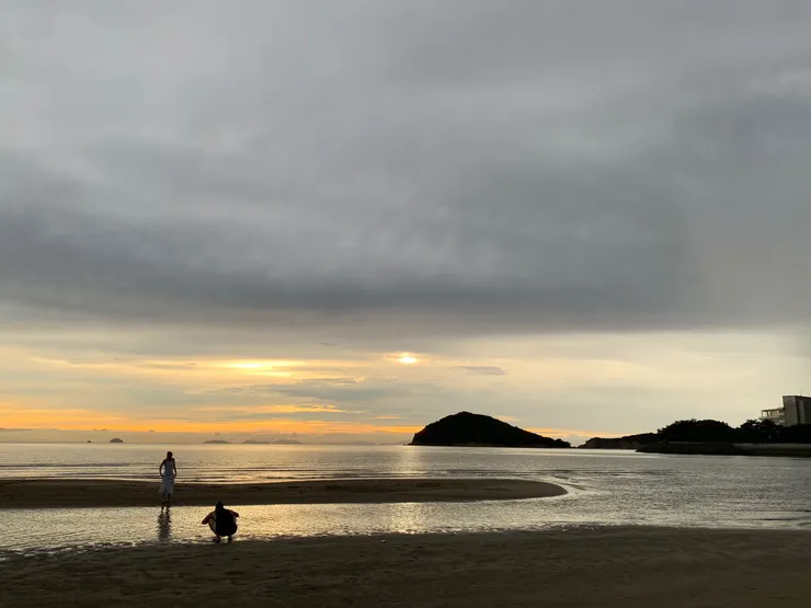 下了一個早上的雨，傍晚還能看到夕陽，不錯不錯！