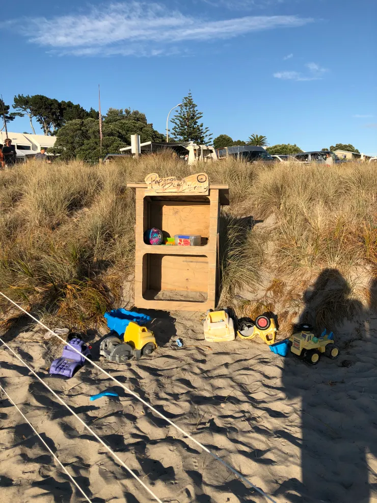 免費玩具跟書籍給小朋友
