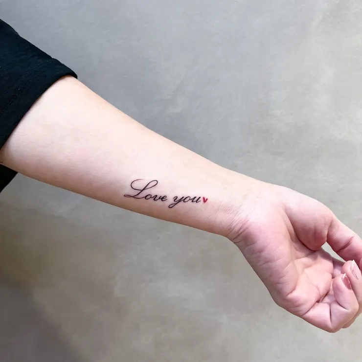 凱克刺青作品-線條文字