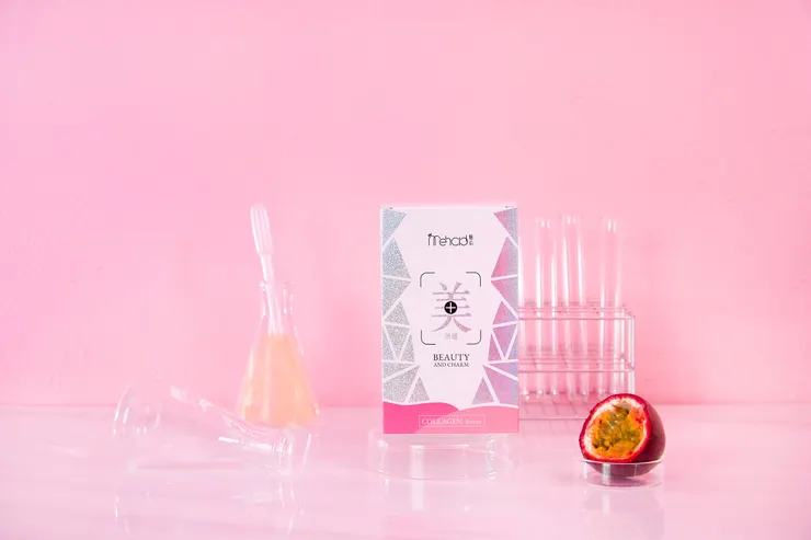 圖說：美妍姬水光飲添加百香果萃取，不僅無腥味，好喝不甜膩，輕鬆促進膠原蛋白的形成。（資料來源：魅后）