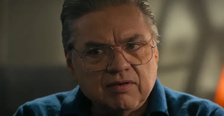 老謀深算的叔叔