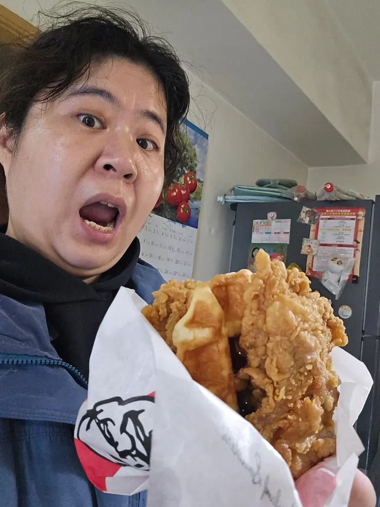 在我拿起來時覺得真的蠻大的