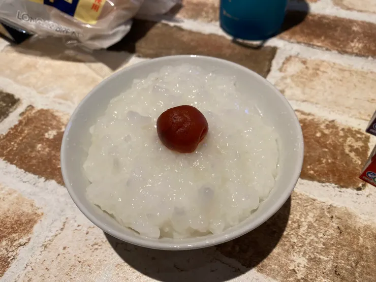 當時還只吃了一碗