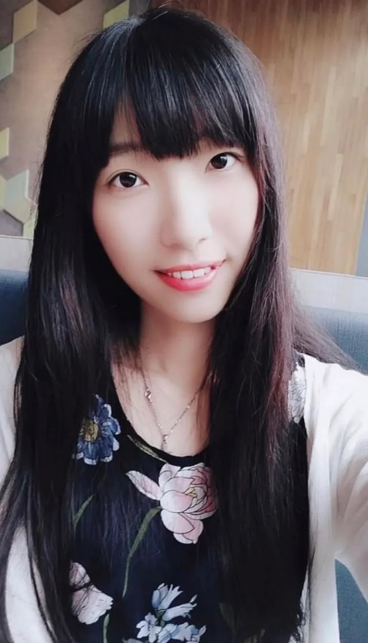 大昌證券股份有限公司桃園分

公司

營業員:蔡若昀

公司電話：03-3263689分機

866

手機：0917789752

Line ID : ggoodd99

公司地址：桃園市經國路 128

號2樓108年金管證分字第

0101號

委任期貨商：大昌期貨股份有限公司