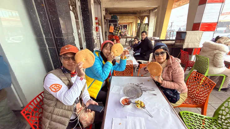 小菜和饢餅無限續