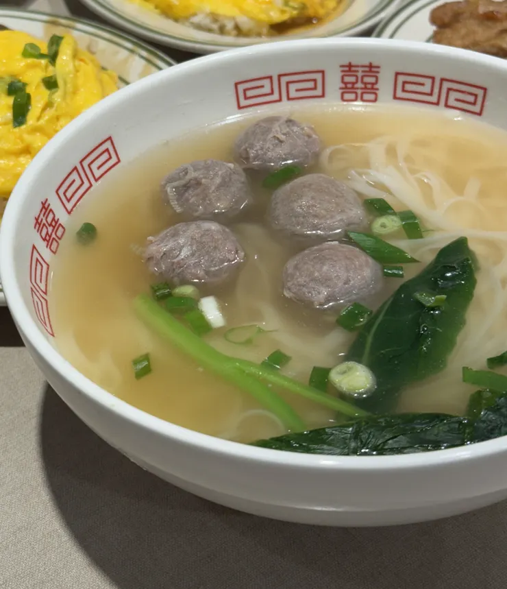 牛肉丸河粉