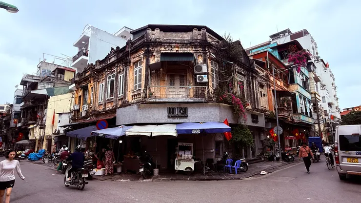 維護不佳的法式建築